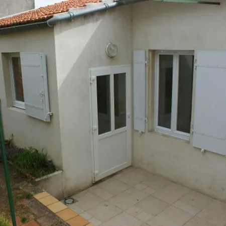 Maison De Pecheur En Bord De A Fouras, 3 - Fr-1-709-44 Fouras